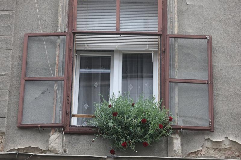 (GOSTUJOČE PERO) Evropa se spopada s stanovanjsko krizo. Kako jo blažiti oziroma reševati?