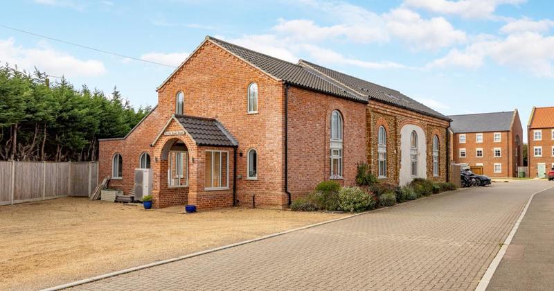Renovated railway building with annexe for sale at £800,000 Renovated railway building with annexe for sale at £800,000
