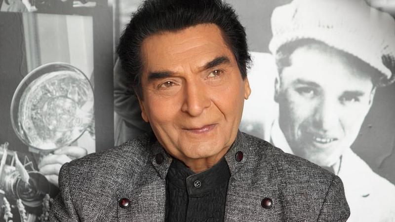 Bollywood Mourns Asrani: Legendary Comedian And Versatile Actor Passes Away At 84 On Diwali Day Bollywood Mourns Asrani: Legendary Comedian And Versatile Actor Passes Away At 84 On Diwali Day