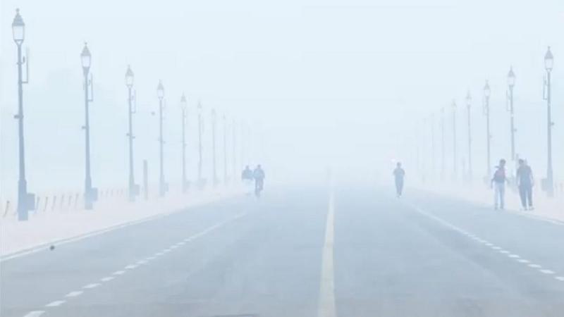Diwali 2025: Toxic Afterglow As Firecrackers Push AQI Beyond 900 In Delhi; Mumbai, Chennai, Hyderabad Also Choke On Polluted Air Diwali 2025: Toxic Afterglow As Firecrackers Push AQI Beyond 900 In Delhi; Mumbai, Chennai, Hyderabad Also Choke On Polluted Air