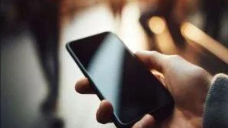 India's smartphone market rings 3% growth in July-September: Report