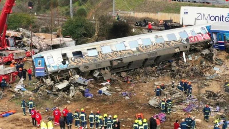 Τα υβριδικά όρνεα των Τεμπών