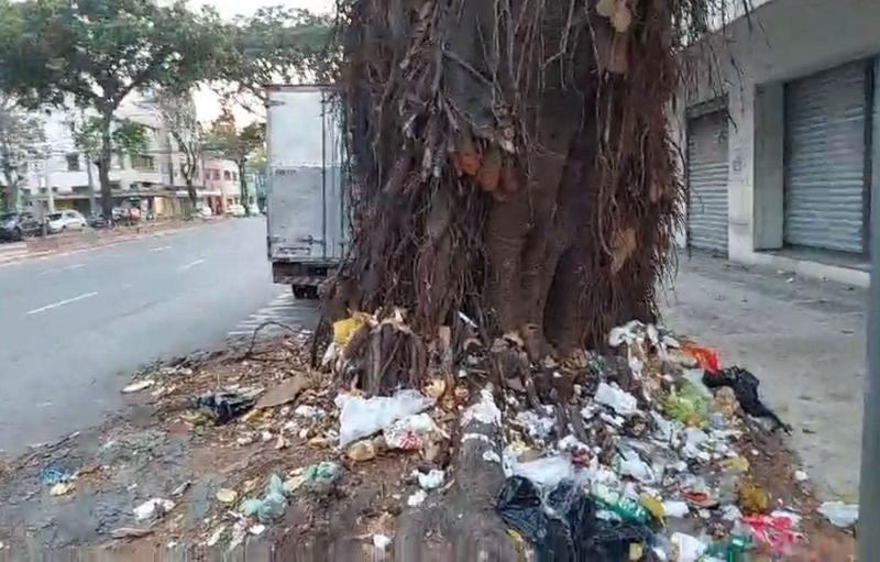 A cidade do sim está suja, feia e descuidada