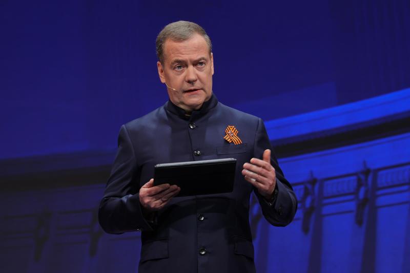 Medvedev da vice di Putin a parcheggiato. Le voci di alcolismo e il matrimonio-trappola /