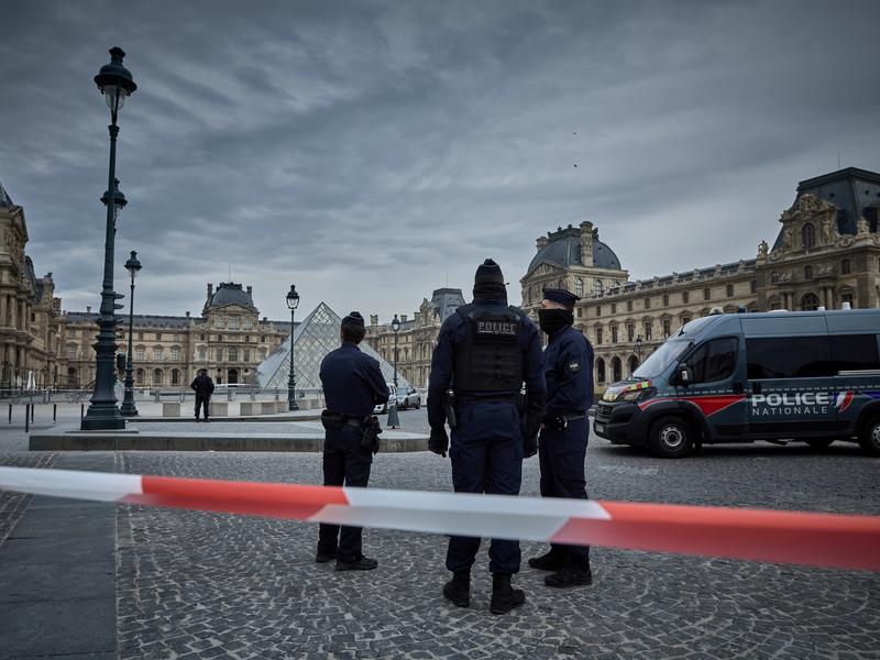 Why the Louvre heist feels like justice — but isn’t Why the Louvre heist feels like justice — but isn’t
