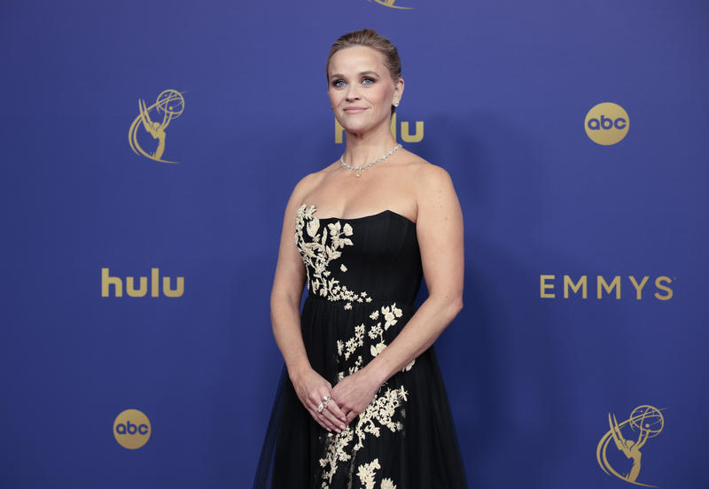 Southern Charm Meets Hollywood Glam: Reese Witherspoon’s Red Carpet Style Evolution Southern Charm Meets Hollywood Glam: Reese Witherspoon’s Red Carpet Style Evolution