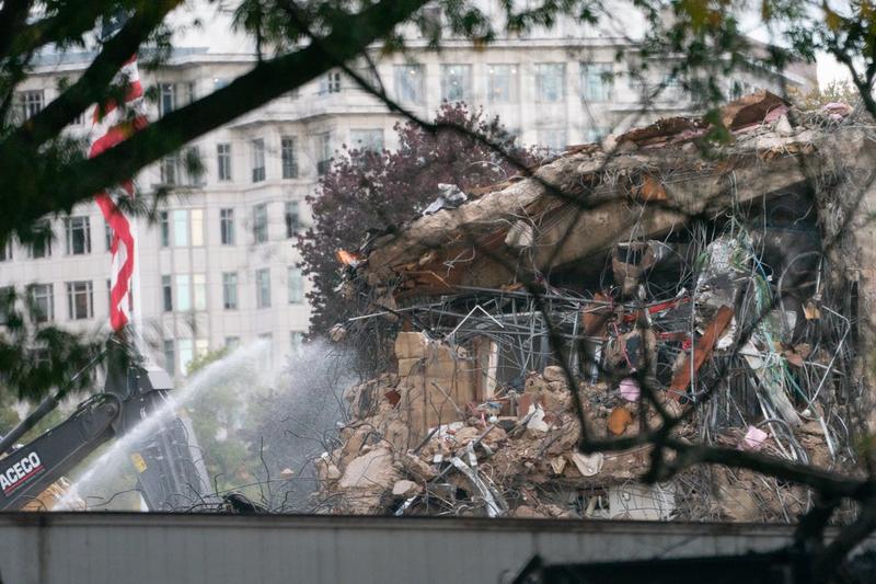 White House Stops Press From Documenting Trump’s Disaster Renovation White House Stops Press From Documenting Trump’s Disaster Renovation