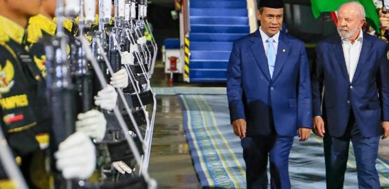 Sem citar saúde, Lula recalibra discurso de candidato