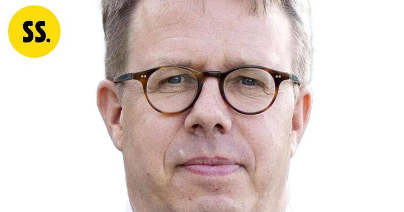 Ulkopolitiikassa pitäisi välillä katsoa peruutuspeiliin – moni asia on kääntynyt päälaelleen 2000-luvun alusta Ulkopolitiikassa pitäisi välillä katsoa peruutuspeiliin – moni asia on kääntynyt päälaelleen 2000-luvun alusta
