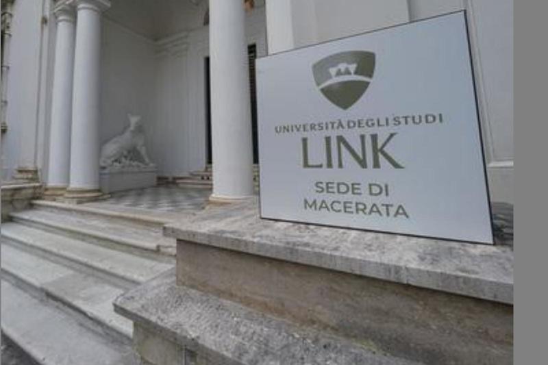 Primo test di accesso a Odontoiatria, alla Link si presentano 3 studenti