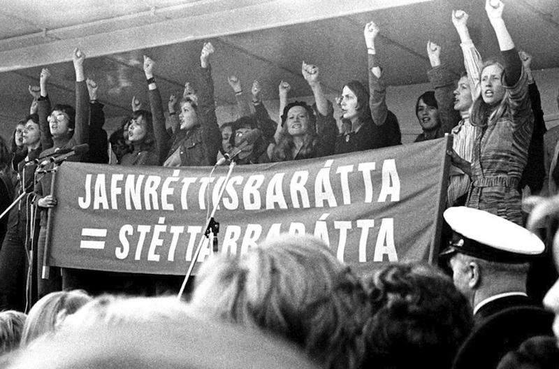 Streik der Frauen: Als Islands „Rotstrümpfe“ das Patriarchat besiegten Streik der Frauen: Als Islands „Rotstrümpfe“ das Patriarchat besiegten