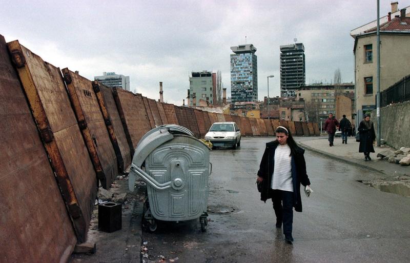 Zwischen zwei Welten: Wer bin ich, wenn ich auf der Flucht alles verloren habe?