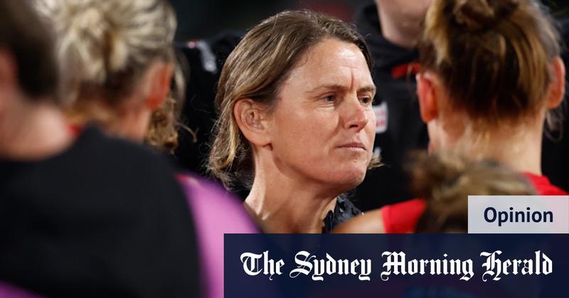 The Bombers have nose-dived in both AFL and AFLW. Their only way through it is together The Bombers have nose-dived in both AFL and AFLW. Their only way through it is together