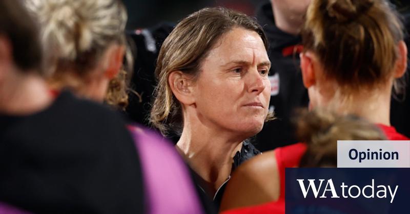 The Bombers have nose-dived in both AFL and AFLW. Their only way through it is together The Bombers have nose-dived in both AFL and AFLW. Their only way through it is together