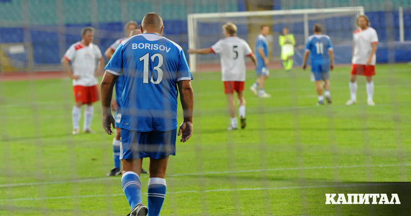 Коментар | Пишете ме спасител и отивайте да ритате!