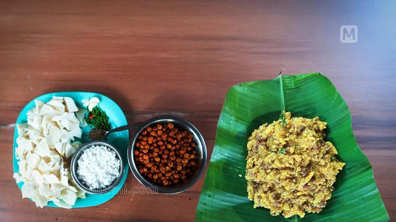 മൂപ്പെത്തിയ കപ്പയുടെ ‘കപ്പവാട്ട് കല്യാണം’; പെരുമഴയത്ത് വാട്ടു കപ്പ പുഴുക്ക് തയ്യാറാക്കി നോക്കിയാലോ?