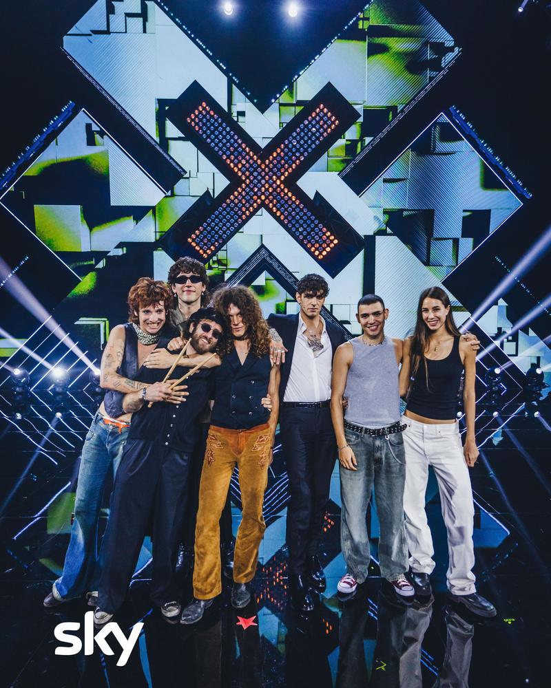 I Copper Jitters eliminati subito, “l’arringa” di Achille Lauro non basta: fuori da X Factor 2025