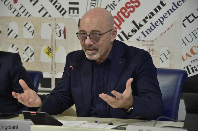 Leonardo guida la sfida a Space X. L’Europa alla conquista del cielo Leonardo guida la sfida a Space X. L’Europa alla conquista del cielo