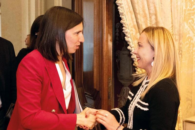 Meloni vs Schlein, quando la rivalità conviene a entrambe Meloni vs Schlein, quando la rivalità conviene a entrambe