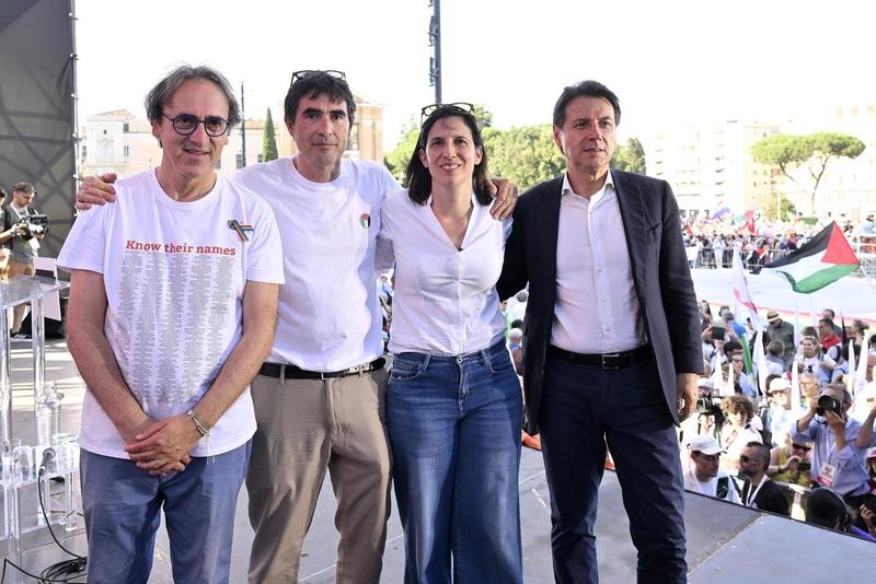 L’eterno dilemma del campo largo che accomuna Pd e Movimento Meglio uniti o divisi? L’eterno dilemma del campo largo che accomuna Pd e Movimento Meglio uniti o divisi?