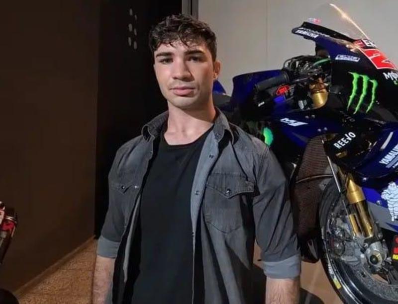 Tragedia a Lido di Pomposa, sbanda con la moto in curva e muore sul colpo a 21 anni