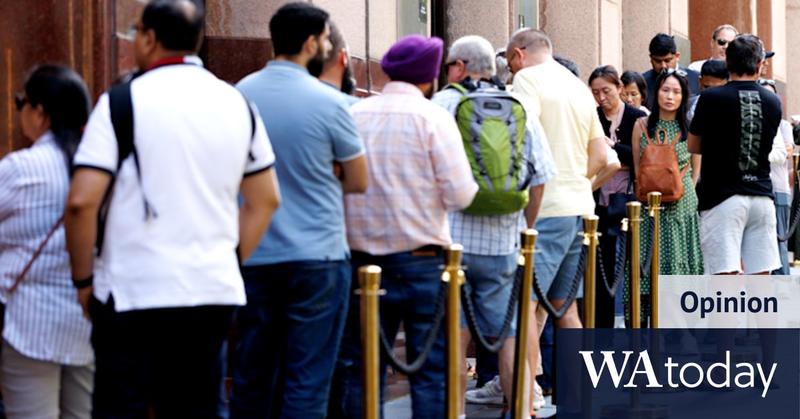 I struck gold by mistake, but I don’t get all these queues – or the Louvre heist I struck gold by mistake, but I don’t get all these queues – or the Louvre heist