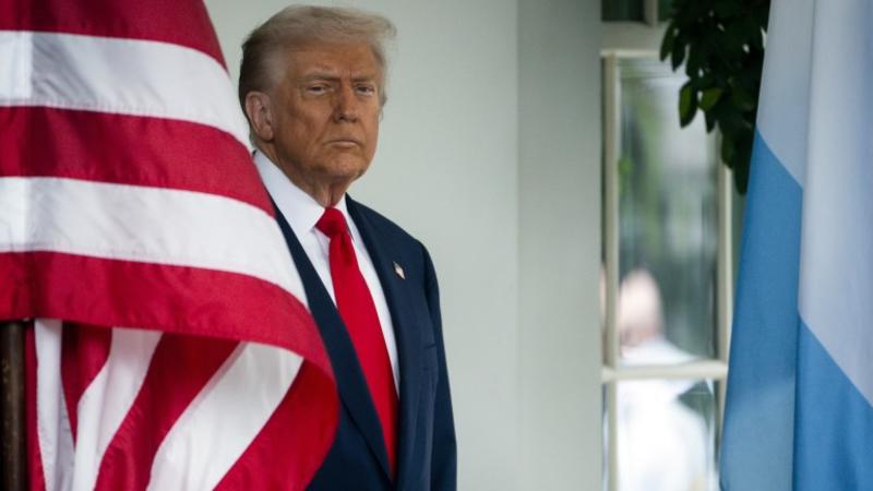 Ехото на Тръмп и Путин отекна в Будапеща, но скоропостижно заглъхна