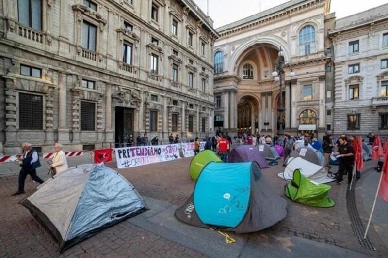 La casa che non c’è. Boom dei B&B, milioni di alloggi sfitti. Così esplode l’emergenza abitativa