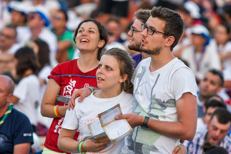 La pazienza dell'ascolto crea una Chiesa La pazienza dell'ascolto crea una Chiesa