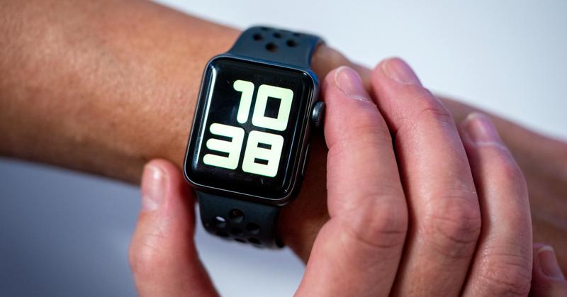Nei, du kan ikkje ver ein time trøttare i dag fordi me ska stilla klokkå i natt. Om någe så får du ein time mer Nei, du kan ikkje ver ein time trøttare i dag fordi me ska stilla klokkå i natt. Om någe så får du ein time mer