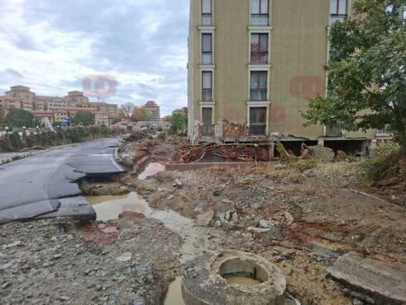 Ентерококи и колиформи във водата след потопа в Елените