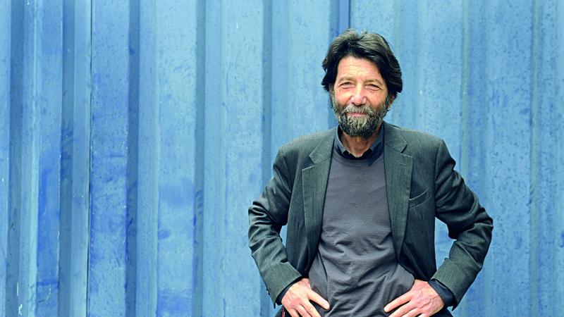 Massimo Cacciari: «Pensare alla morte ogni giorno è l’unico modo di vivere. Per me vorrei un rito zoroastriano, con il corpo offerto alle aquile»