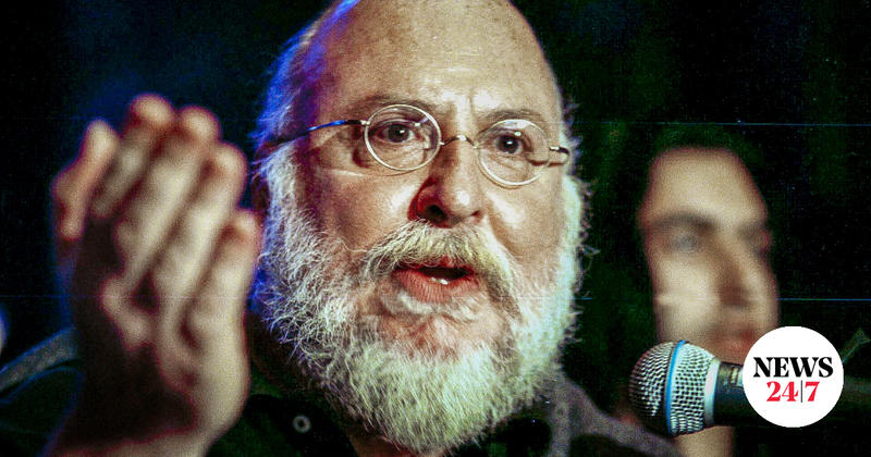 Είναι άδικο να θυμόμαστε τον Σαββόπουλο μόνο ως “μακρυμάλλη” ή μόνο ως “κουρεμένο”