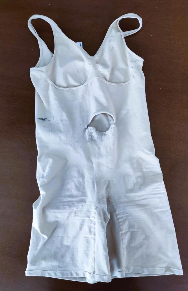 Modifica il body per nascondere cosmetici rubati: denunciata