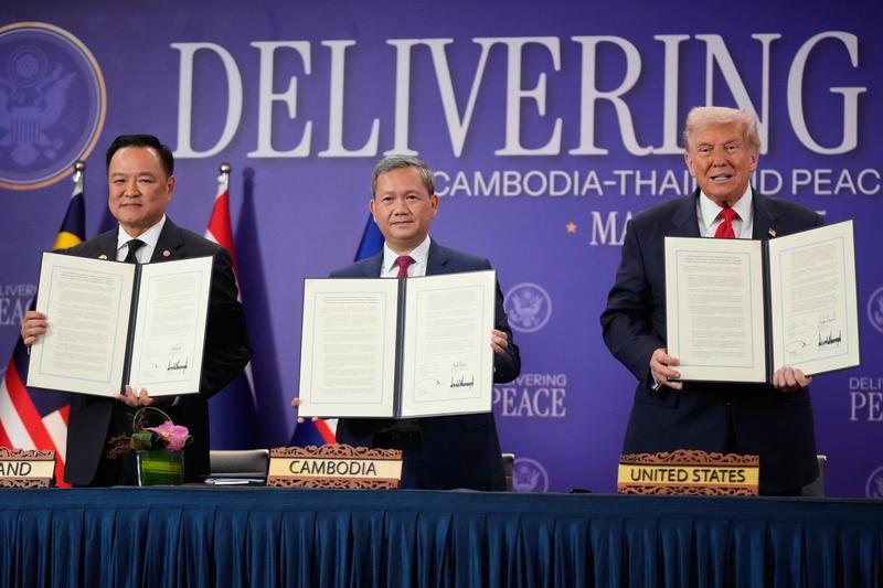Trump oversees Thailand-Cambodia ceasefire agreement at Malaysia summit Trump oversees Thailand-Cambodia ceasefire agreement at Malaysia summit
