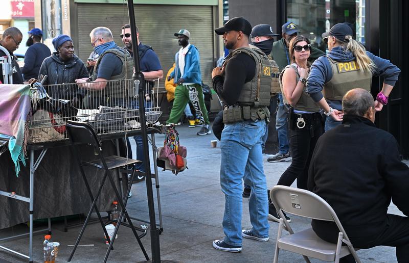 Clean up on Canal Street: Letters to the Editor — Oct. 27, 2025 Clean up on Canal Street: Letters to the Editor — Oct. 27, 2025