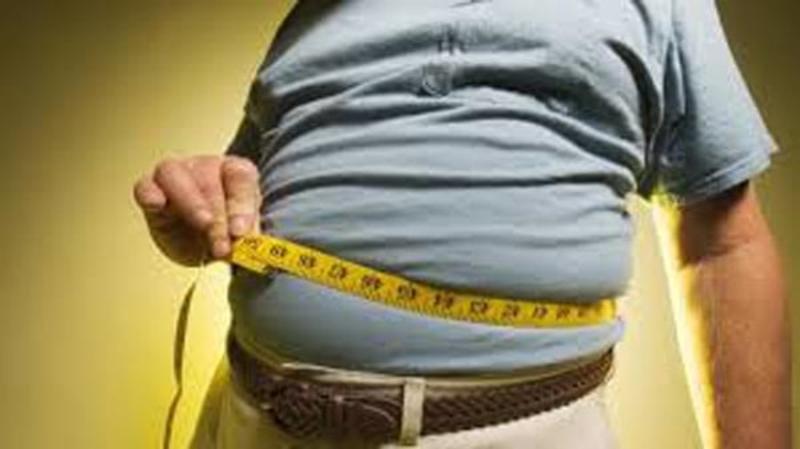Erkeklerde fazla kilo cinselliğe de zarar veriyor Erkeklerde fazla kilo cinselliğe de zarar veriyor