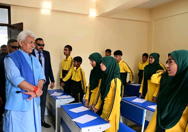 ‘Dream school project’ bridges distance between Kashmir and Kerala: LG Sinha