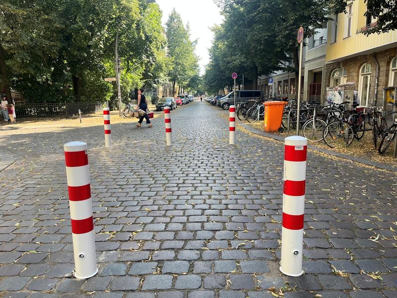 Noch mehr Poller für Berlin: Warum eine CDU-Stadträtin die Stargarder Straße sperrt Noch mehr Poller für Berlin: Warum eine CDU-Stadträtin die Stargarder Straße sperrt
