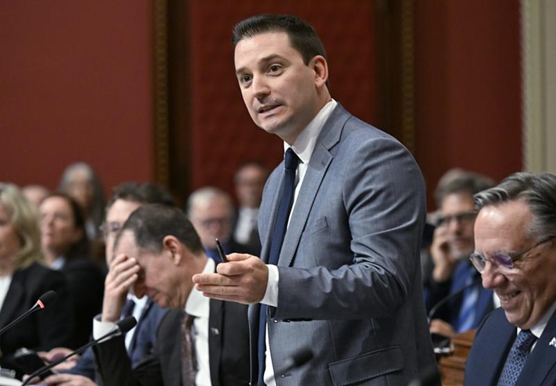 Quand la Constitution québécoise ignore les peuples autochtones Quand la Constitution québécoise ignore les peuples autochtones