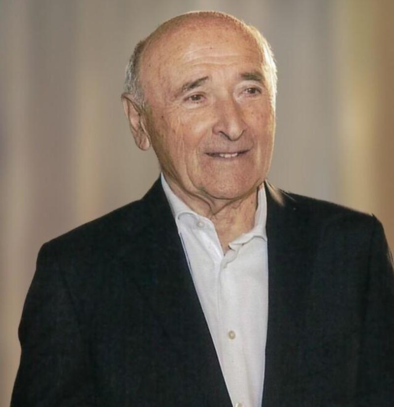 Cento piange il dottor Lanzoni. Medico di base e del calcio, fondò il gruppo Alpini