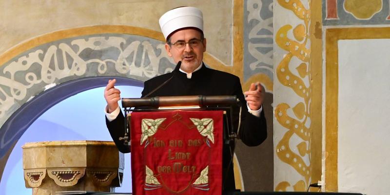 Politisches Versagen: Der Israelhasser Benjamin Idriz soll den Thomas-Dehler-Preis erhalten Politisches Versagen: Der Israelhasser Benjamin Idriz soll den Thomas-Dehler-Preis erhalten