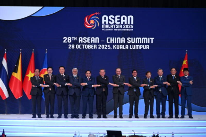 ASEAN, China Upgrade Free Trade Agreement ASEAN, China Upgrade Free Trade Agreement