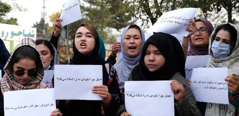 Proibição ao esporte às mulheres afegãs gera limbo jurídico e humano