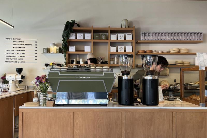 Sarta Coffee, na Vila Madalena, serve coados de fazenda premiada