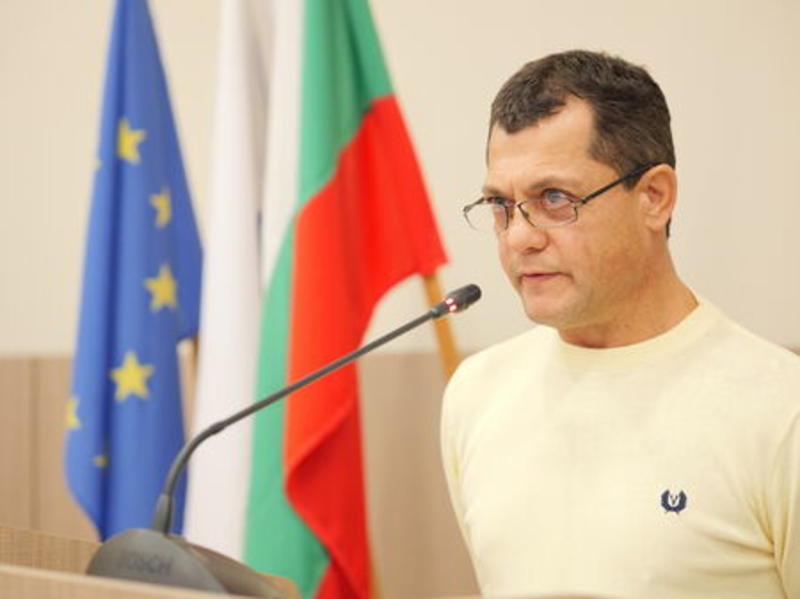 ОбС се съгласи да продаде земята под фурна „Лазур“ на Станимир Петков