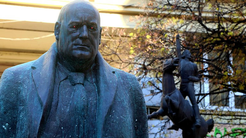 Г-н Борисов, спиш ли спокойно в страната на черните забрадки?