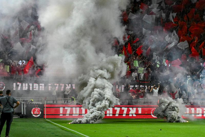 Anger as police video equates Hapoel Tel Aviv fans to Palestinian rioters Anger as police video equates Hapoel Tel Aviv fans to Palestinian rioters