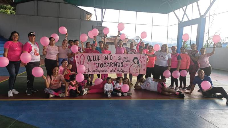 Realizan bailoterapia por el mes rosa en Boconó Realizan bailoterapia por el mes rosa en Boconó
