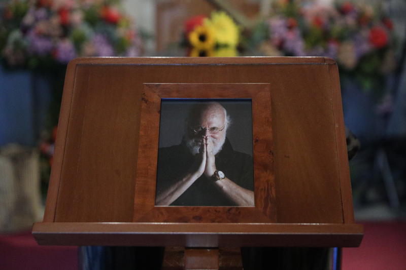 Νέα Αριστερά 2025: Μια κηδεία, ένα ανέκδοτο… Νέα Αριστερά 2025: Μια κηδεία, ένα ανέκδοτο…